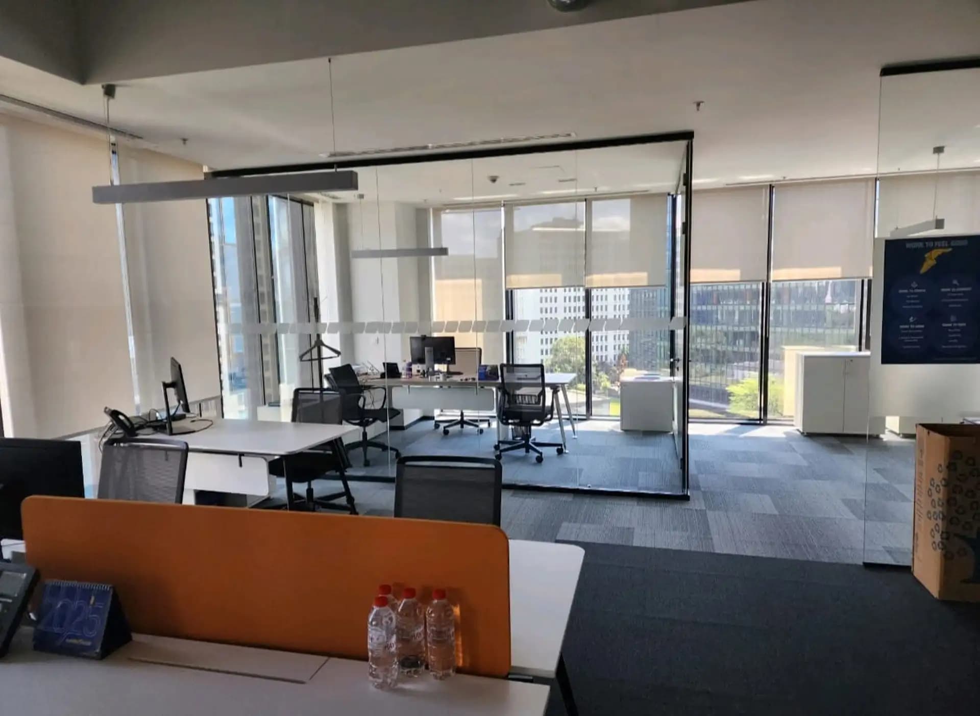 Maslak A Plus Plazada 640m2 Dekorasyonlu Kiralık Ofis 